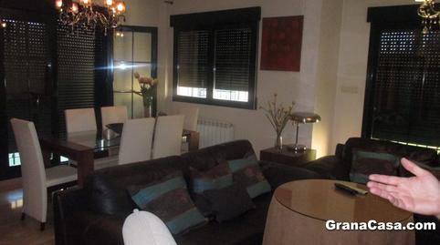 Foto 5 de Casa adosada en venta en Paseo Laguna de Cameros, 10, Cervantes,  Granada Capital