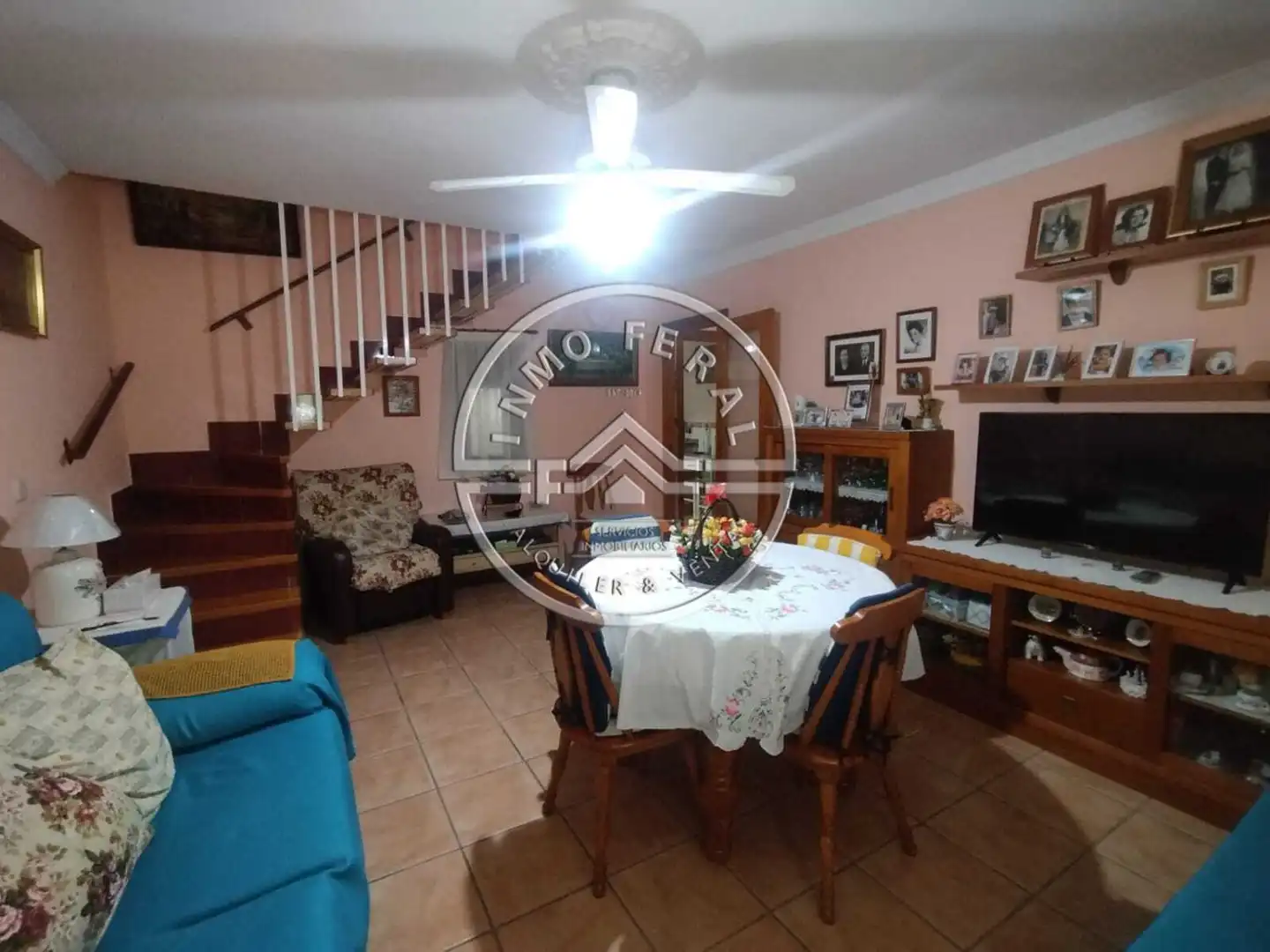 Sala d'estar de Casa o xalet en venda en Écija amb Aire condicionat, Calefacció i Terrassa