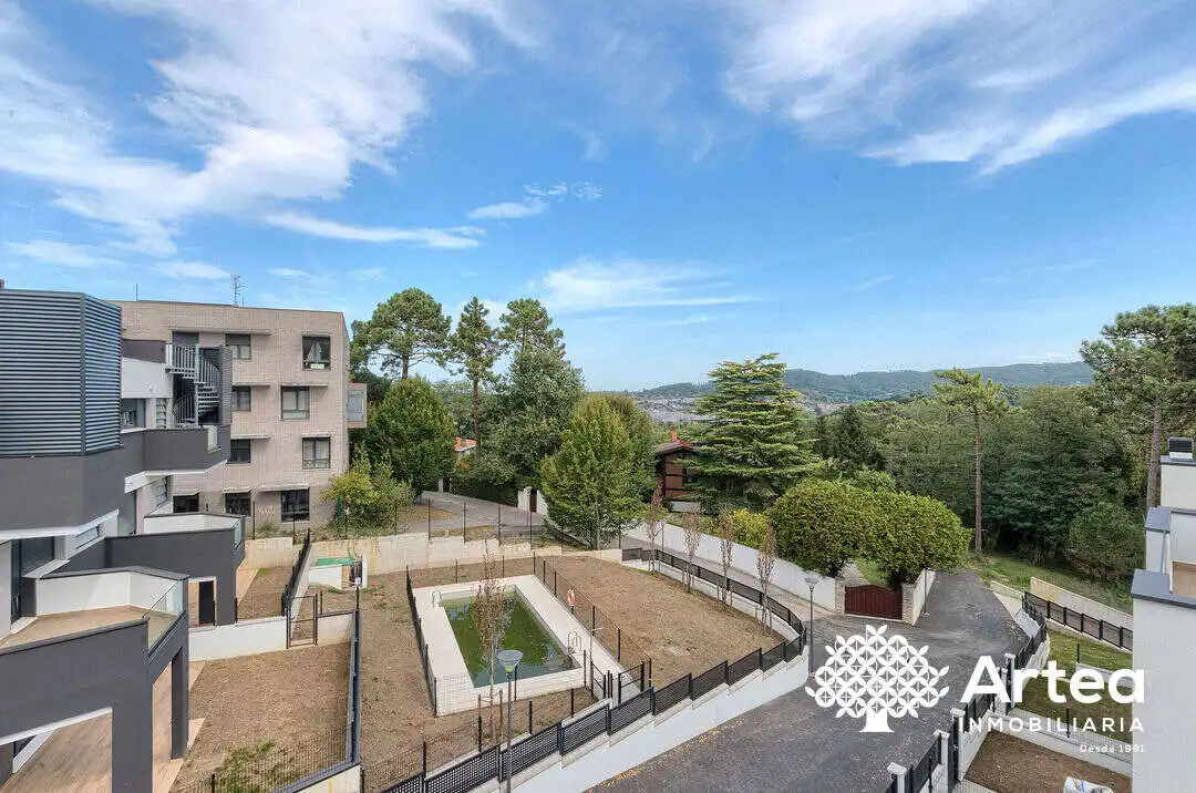 Detached house with terrace for sale in Julian Garaizar Kalea, imagen 48