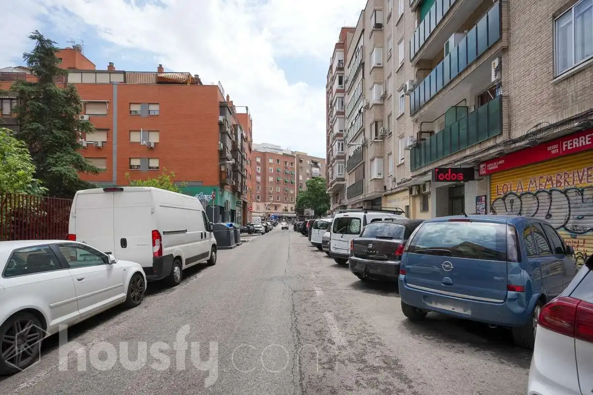 Local comercial en venda a Calle Lola membrives ., imagen 21