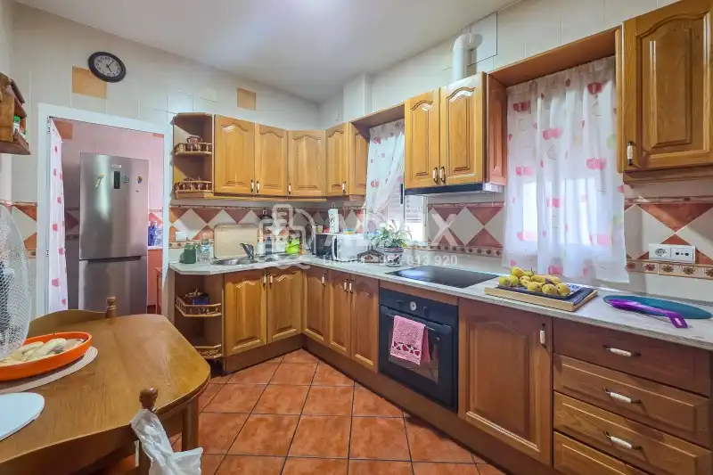Kitchen of Flat for sale in Úbeda, Jaén
