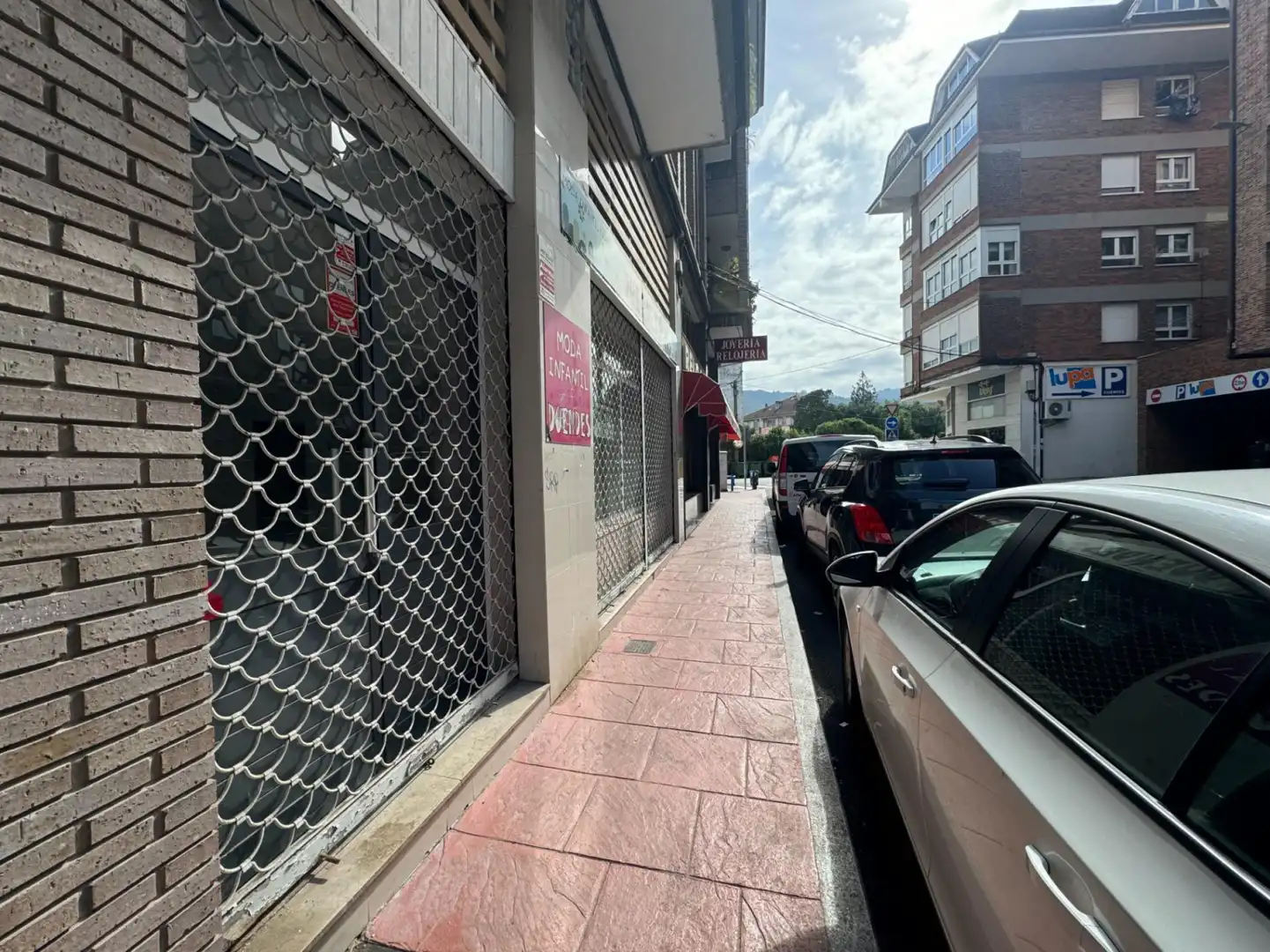 Commercial properties for rent in Los Corrales de Buelna 