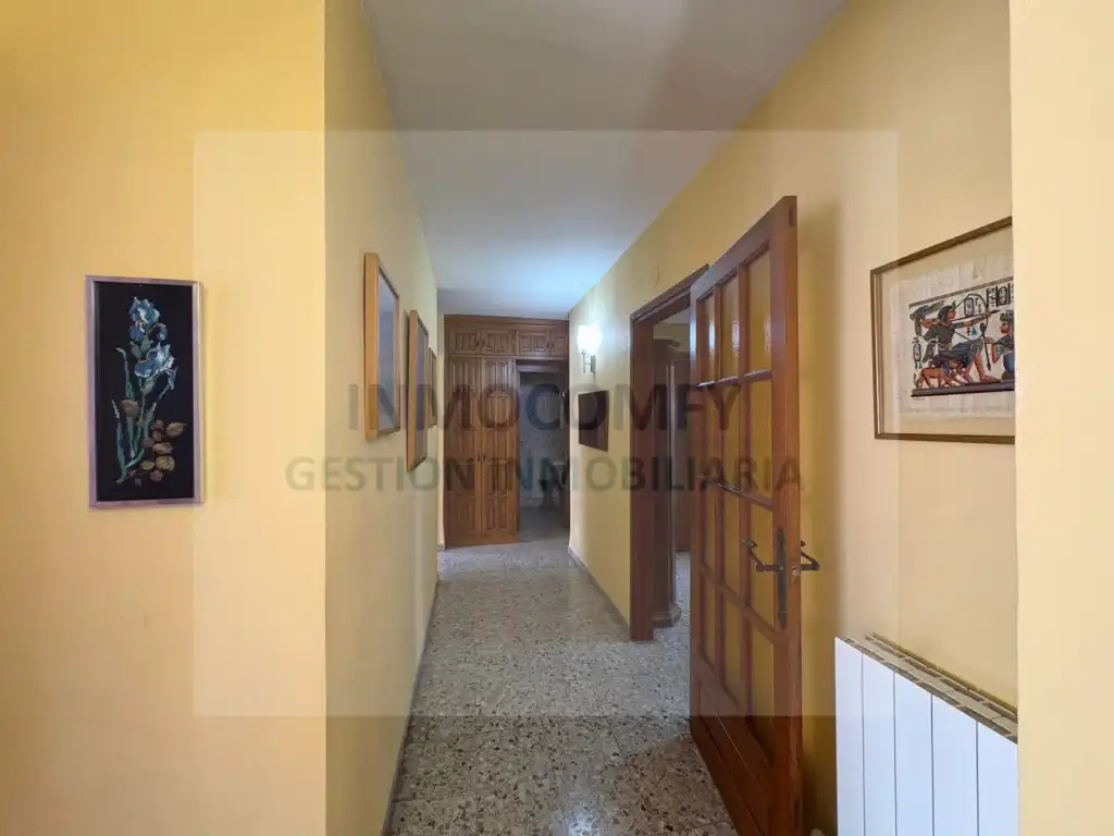 Piso con ascensor en venta en La Bisbal d'Empordà, imagen 9