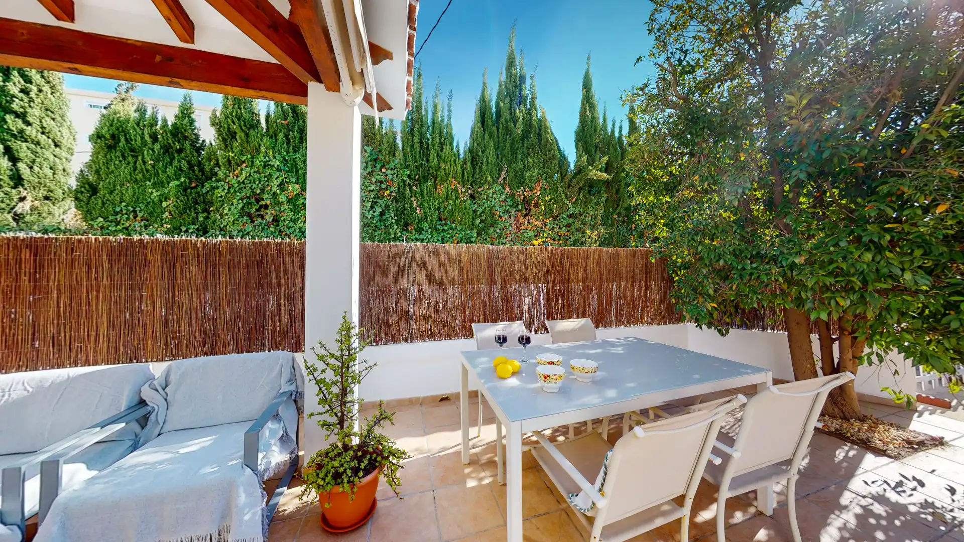 Garten von Wohnung zur Miete in Dénia mit Klimaanlage, Heizung und Terrasse