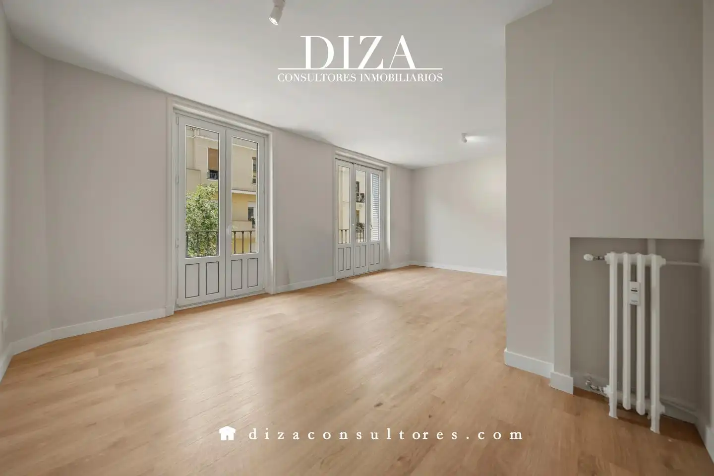 Bedroom of Flat for rent in Madrid  with Air Conditioner and Heating