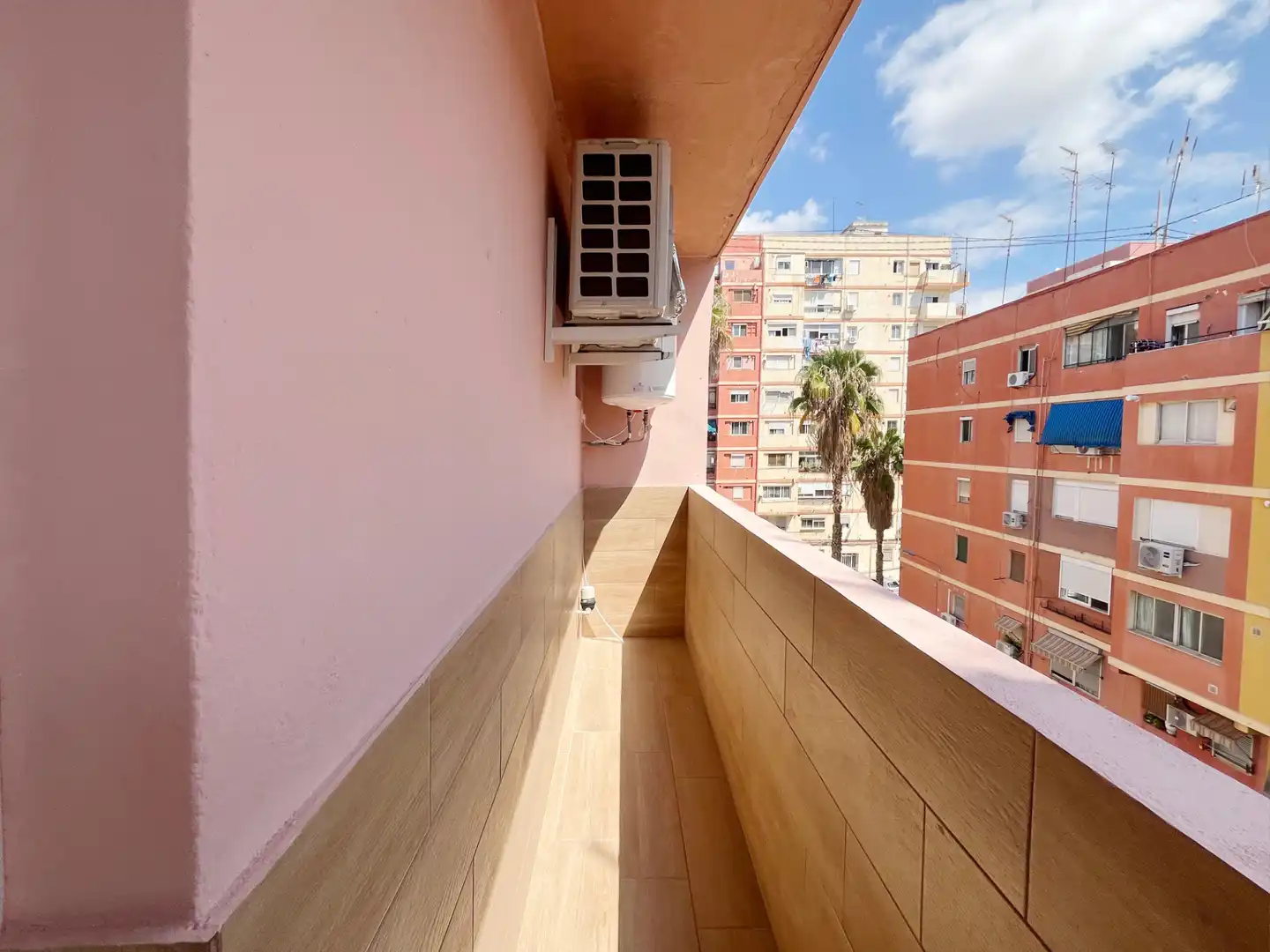 Balcony of Flat for rent in Valencia  with Air Conditioner, Heating and Furnished
