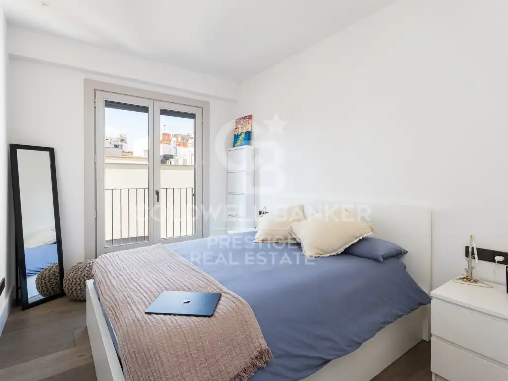 Dormitori de Àtic en venda en Barcelona amb Aire condicionat, Terrassa i Piscina