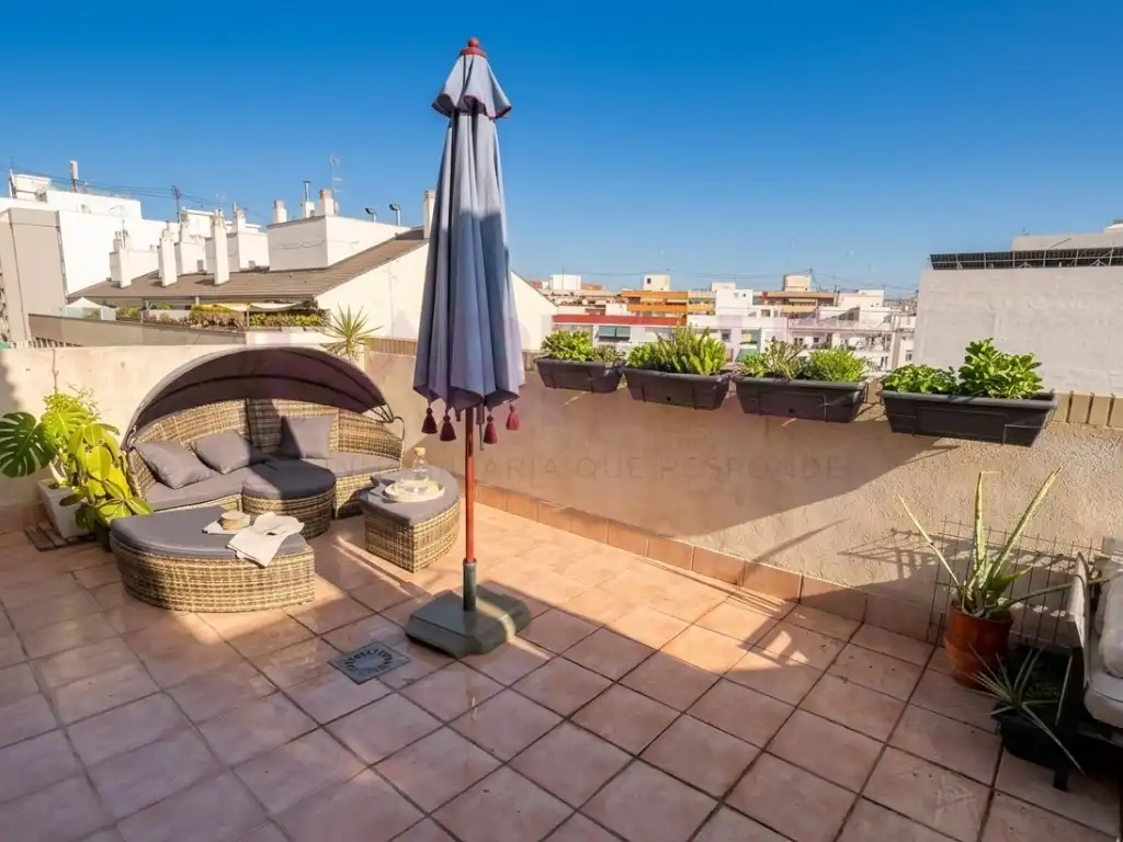 Terrassa de Àtic de lloguer en Valencia amb Aire condicionat, Moblat i Forn