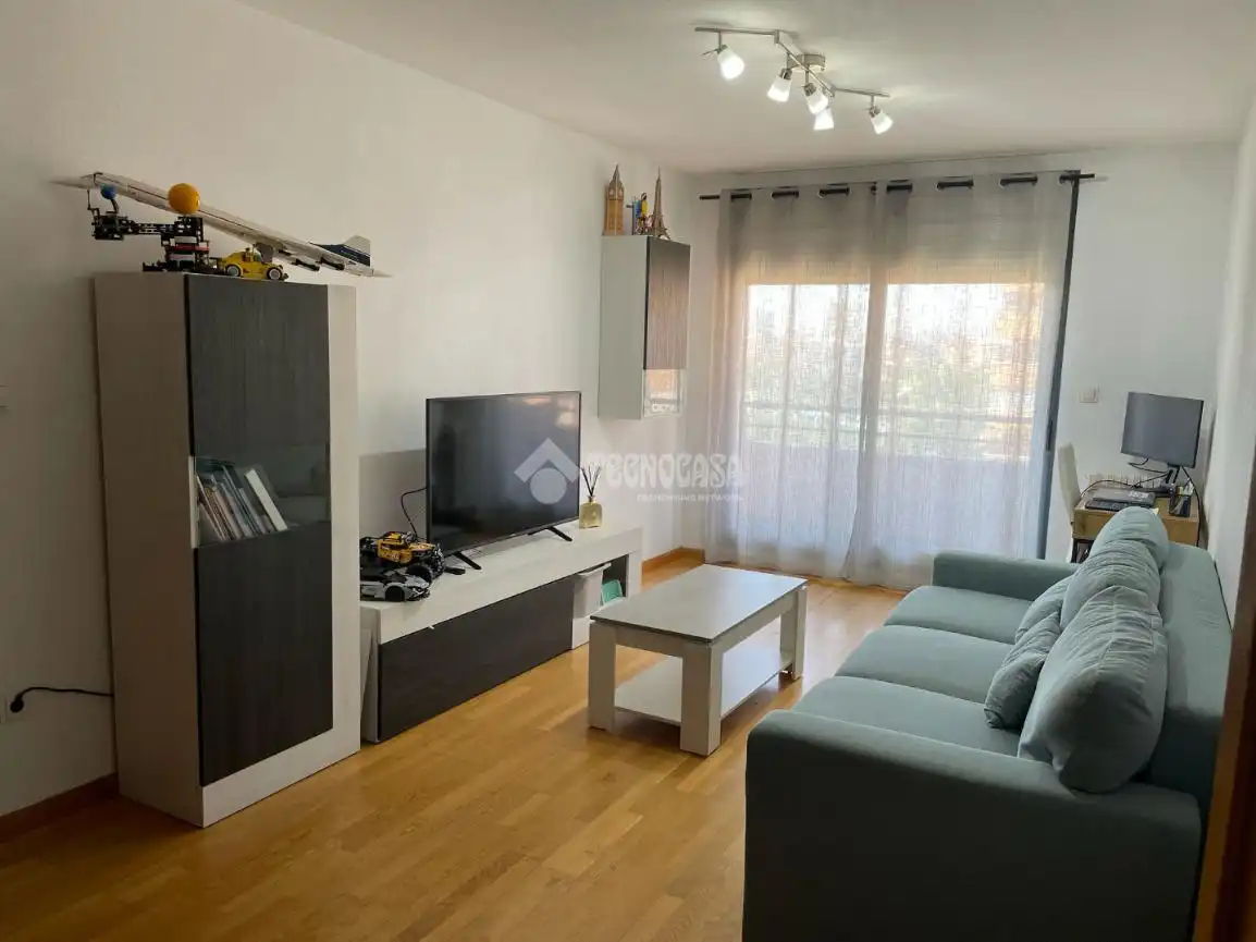 Sala d'estar de Pis de lloguer en Zaragoza amb Calefacció