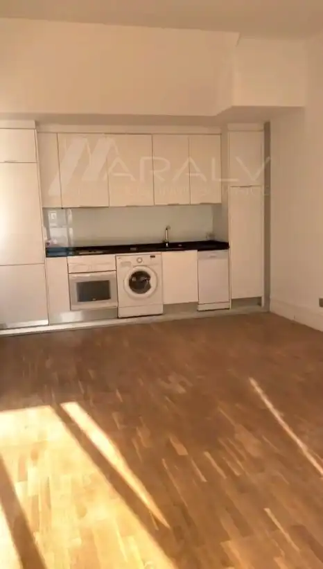 Cocina de Ático en venta en Madrid con Aire acondicionado, Calefacción y Terraza