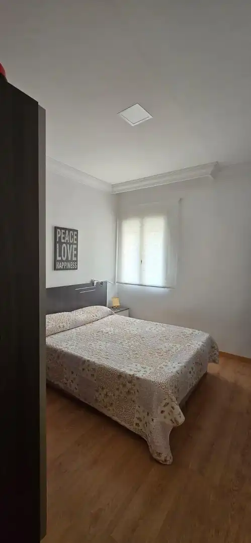 Dormitori de Planta baixa en venda en Getafe amb Aire condicionat i Terrassa