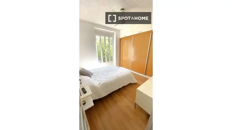 Flat with terrace to rent in Extramurs, imagen 9