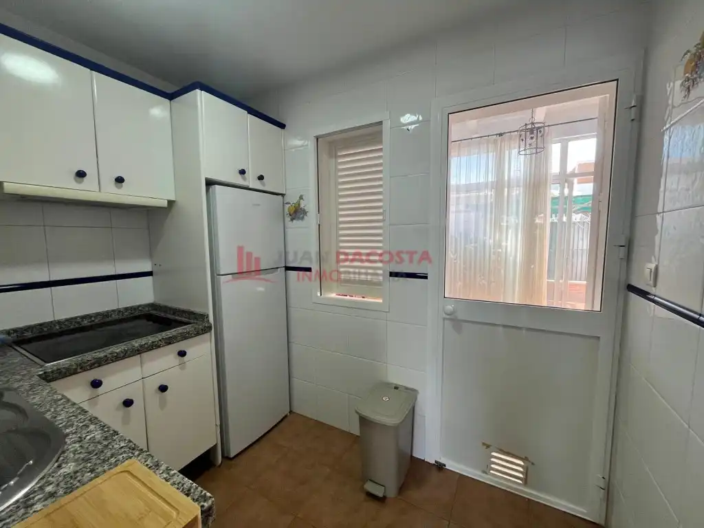 Kitchen of Houses for rent in La Antilla