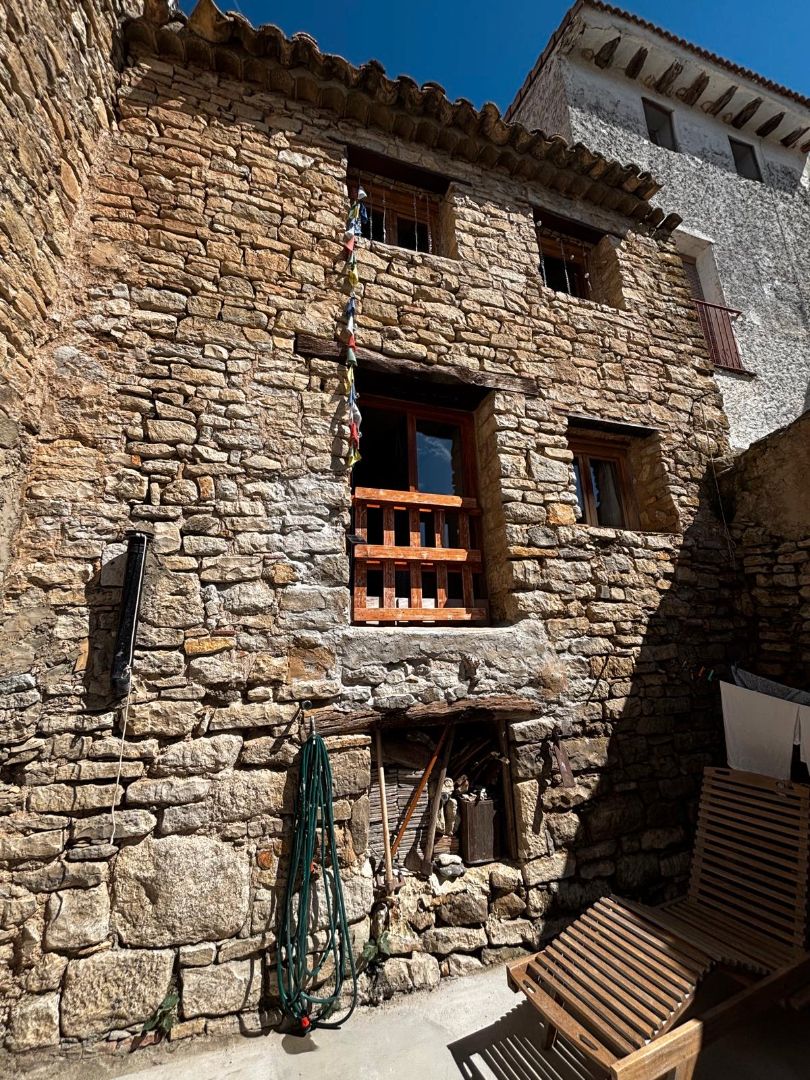 Vista exterior de Casa o xalet en venda en Castejón de Valdejasa