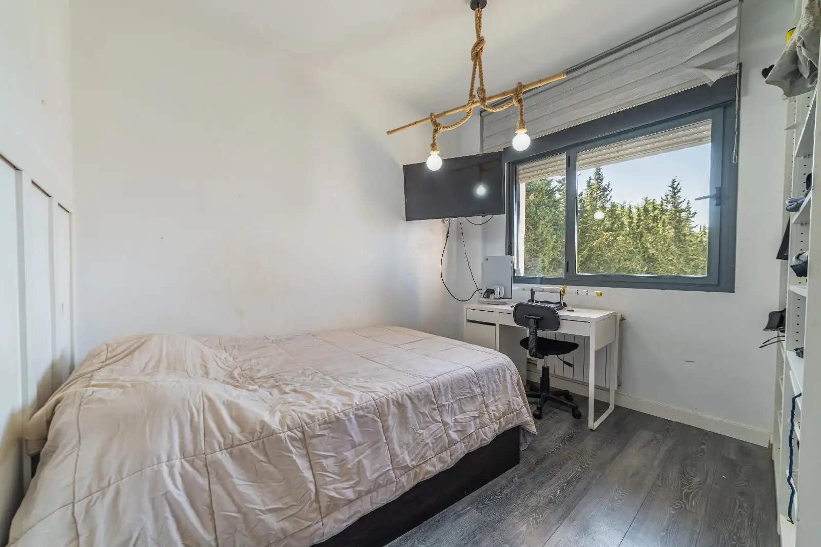 Schlafzimmer von Einfamilien-Reihenhaus zum Verkauf in Canet de Mar mit Klimaanlage, Heizung und Privatgarten