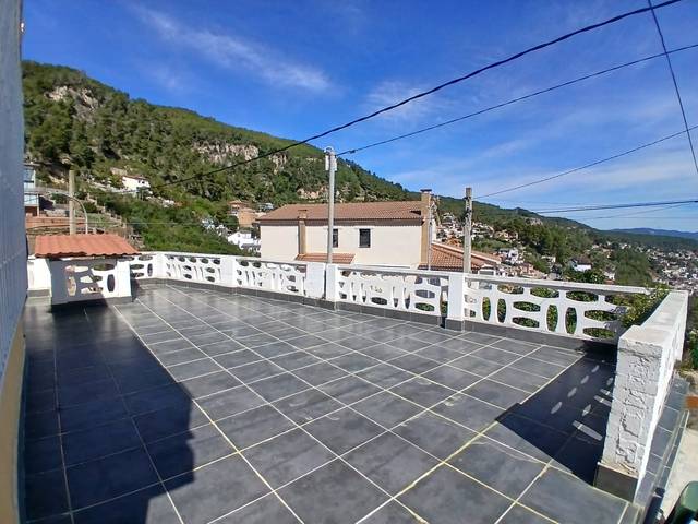 Casa-chalet en Venta en Vallirana