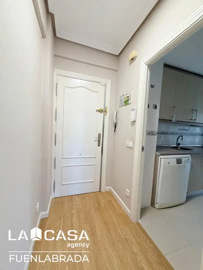 Flat for sale in Fuenlabrada  with Oven and Washing machine