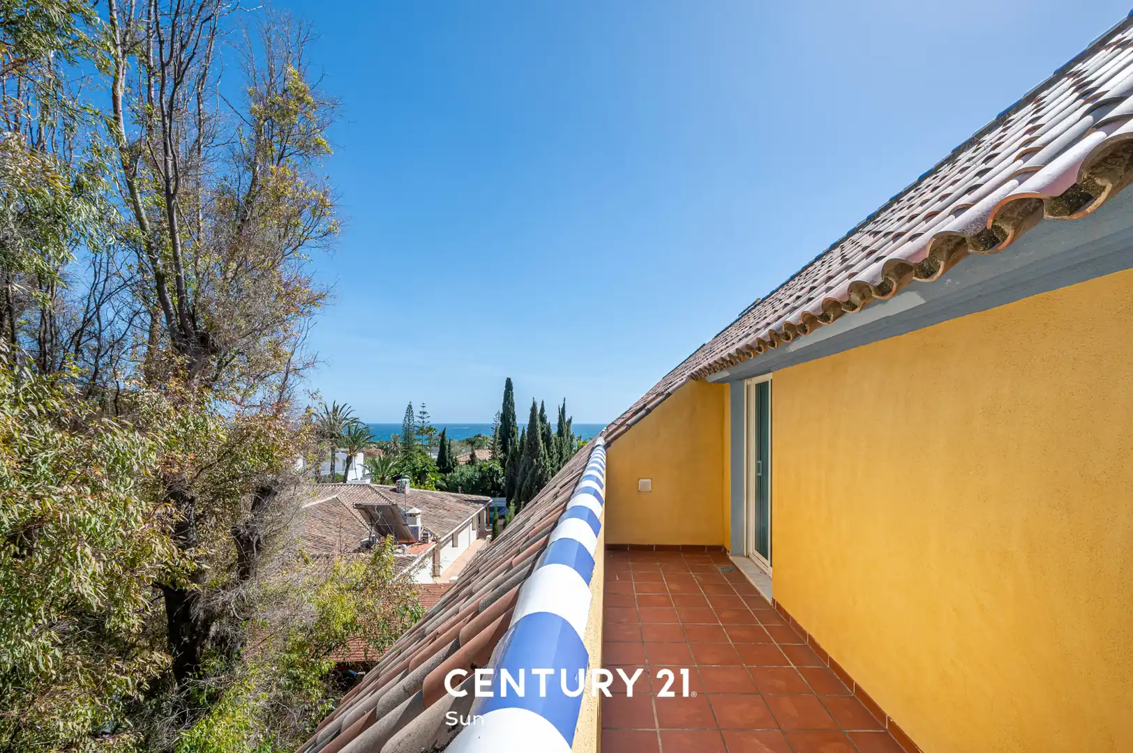 Exterior view of Attic for sale in Marbella  with Air Conditioner, Heating and Terrace