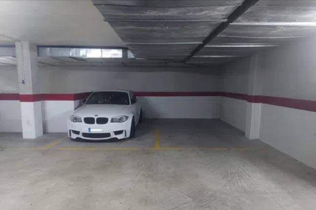 Garaje en Venta en Avenida Costa en Combarro