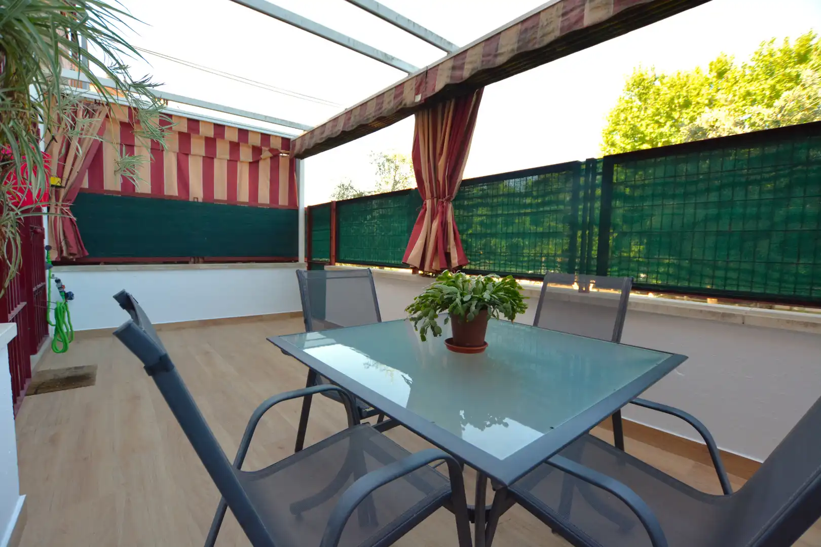 Terrassa de Casa adosada en venda en Bormujos amb Aire condicionat, Calefacció i Terrassa