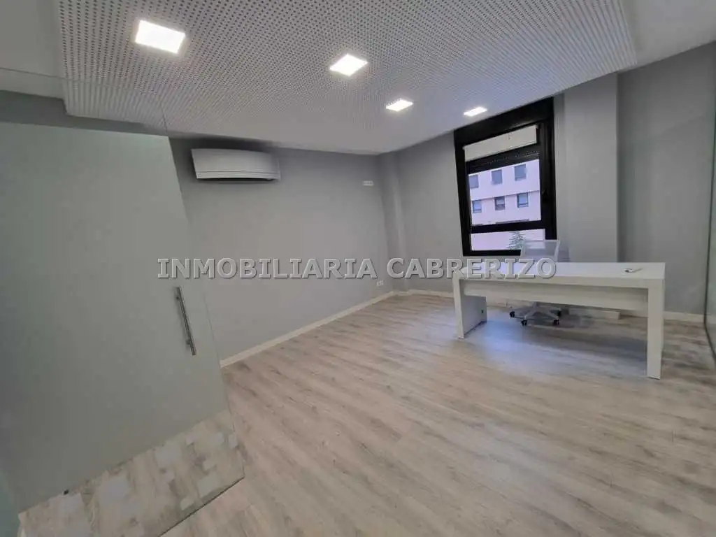 Büro zum Verkauf in  Logroño mit Klimaanlage, Heizung und Möbliert