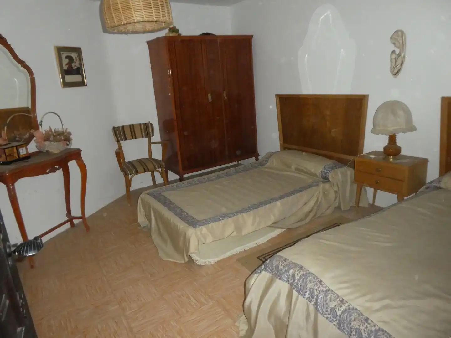 Bedroom of Detached homes for sale in Santa María del Campo  with Private garden, Terrace and Furnished