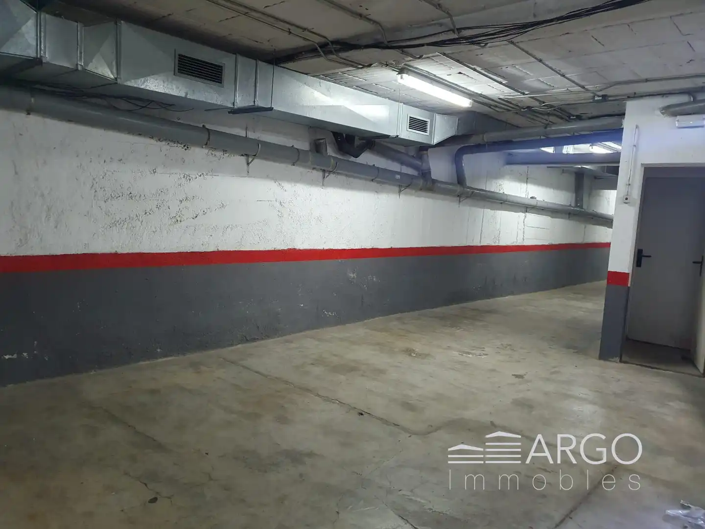 Einzelparkplatz mit Aufzug zum Verkauf in Carrer de Bonaplata, imagen 4