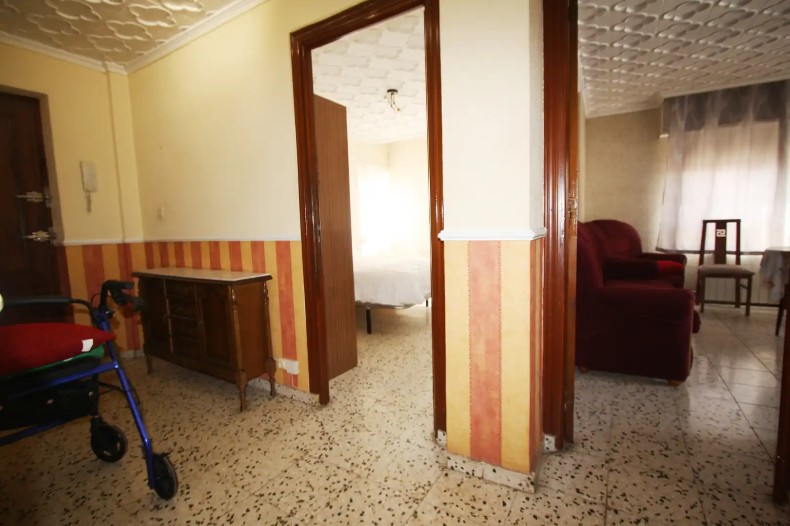 Dormitori de Pis en venda en Albacete amb Aire condicionat, Terrassa i Moblat