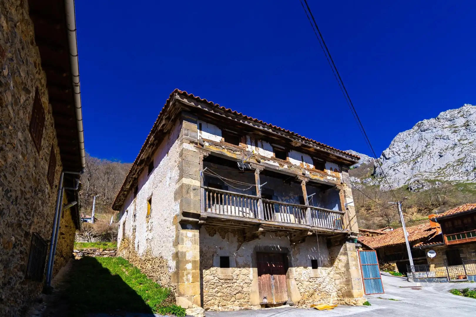 Exterior view of Houses for sale in Vega de Liébana  with Terrace
