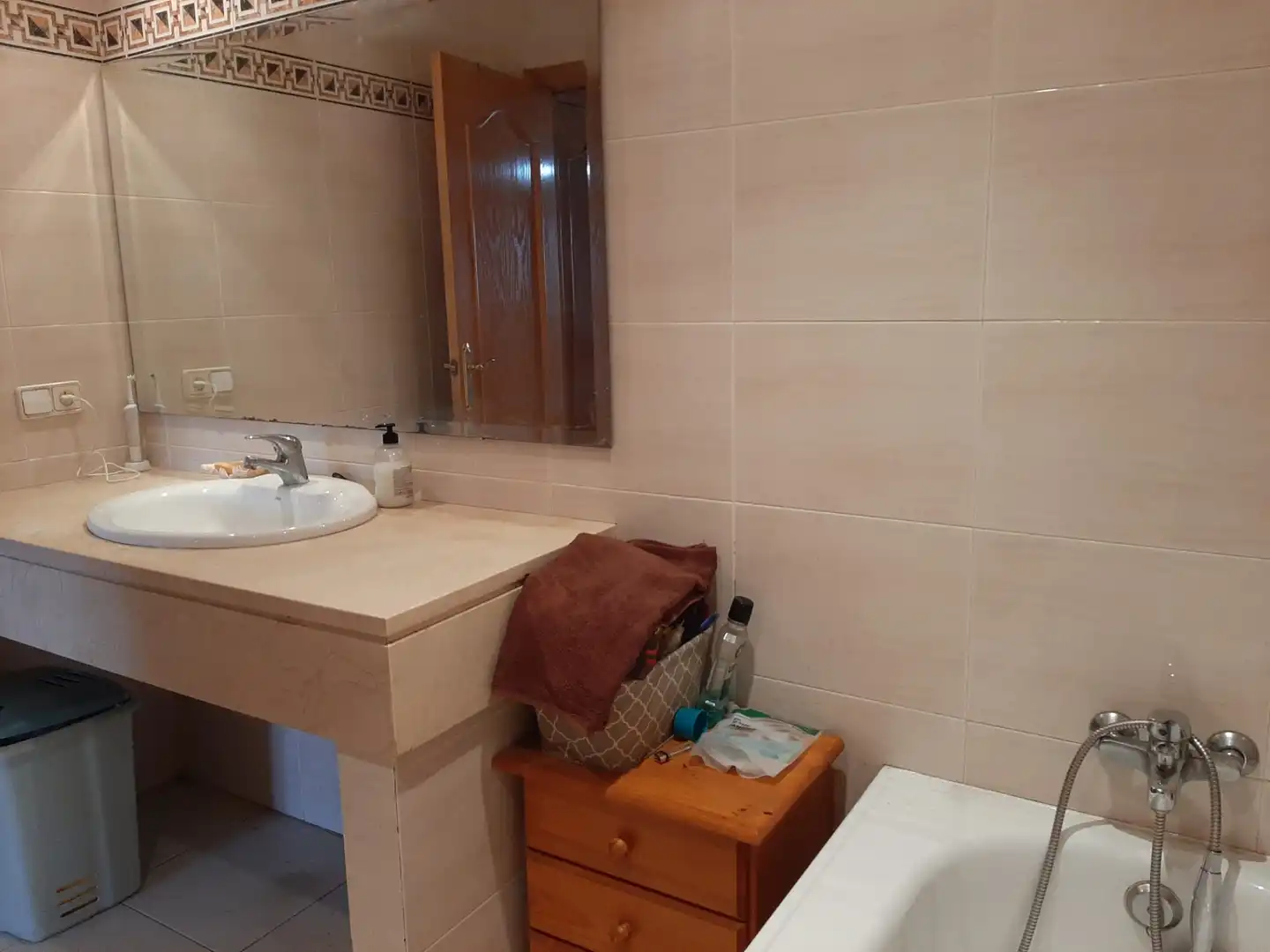 Baño de Casa adosada en venta en Mollerussa con Aire acondicionado, Calefacción y Jardín privado