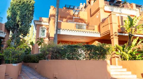 Foto 4 de Casa adosada de alquiler en Bahía de Marbella, Marbella