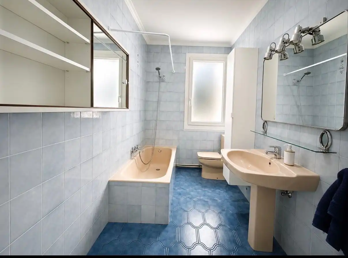 Badezimmer von Wohnung zum Verkauf in  Pamplona / Iruña