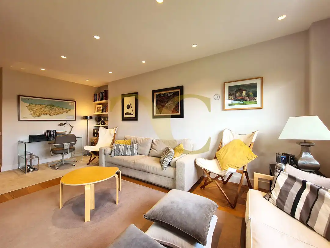 Sala de estar de Casa o chalet en venta en Siero con Calefacción, Jardín privado y Trastero