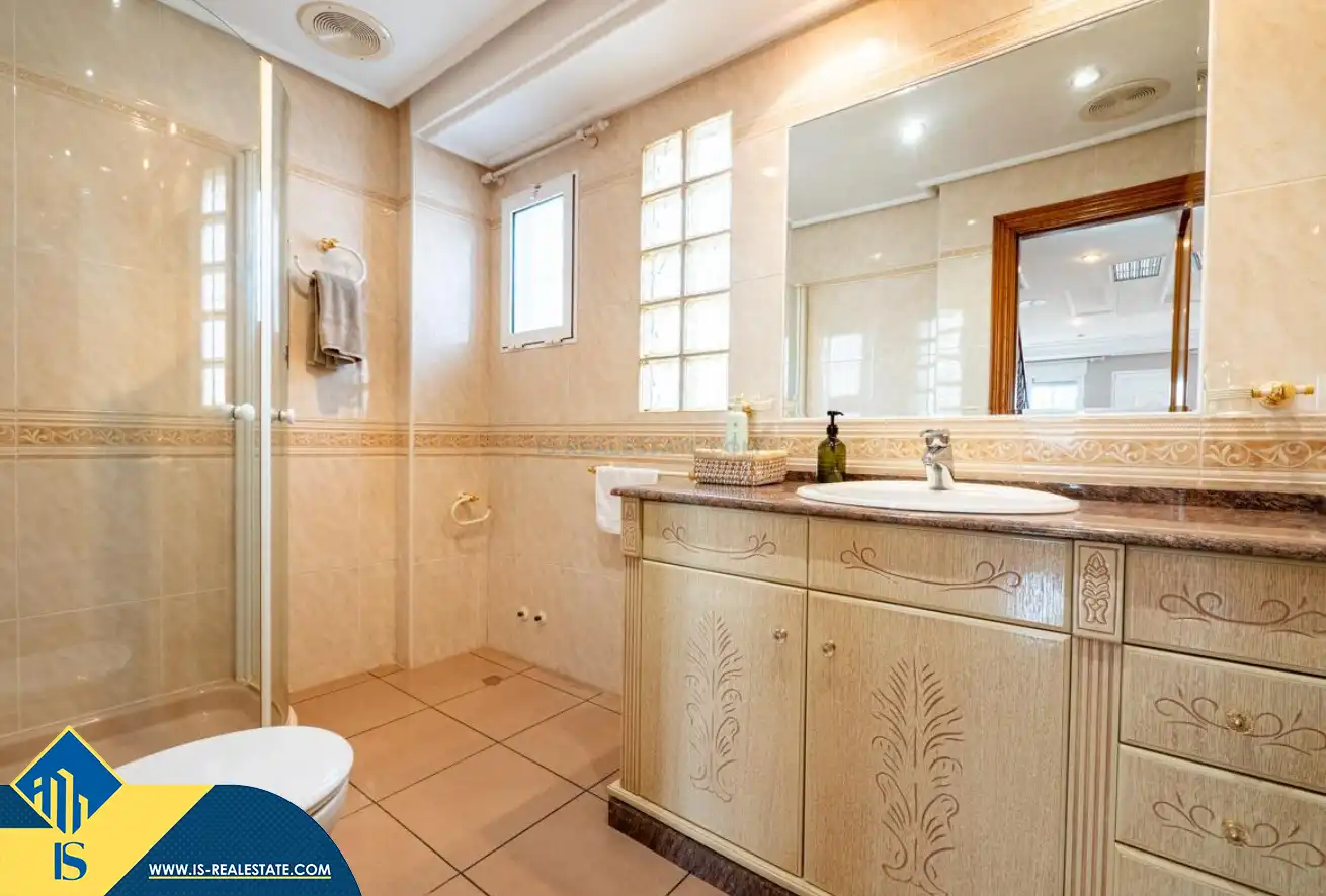 Villa con piscina in vendita a Playa de los Locos, imagen 13