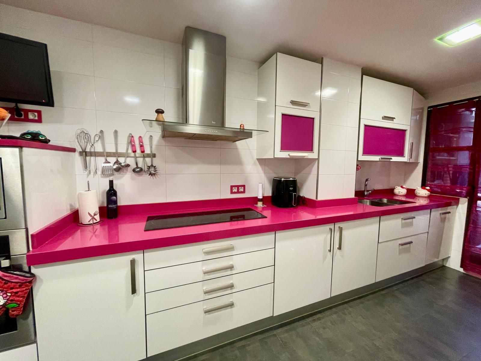 Kitchen of Flat for sale in Burgos Capital  with Heating, Parquet flooring and Terrace