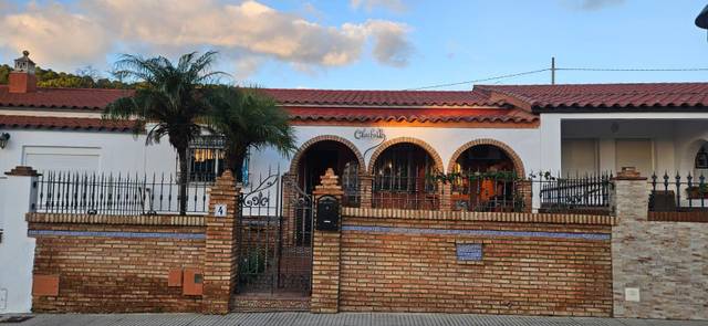 Casa-chalet en Venta en La Zarza - Perrunal