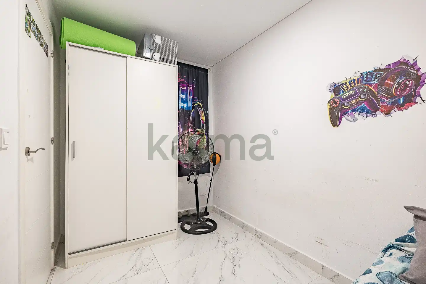 Piso en venta en Santa Coloma de Gramenet con Aire acondicionado, Calefacción y Amueblado