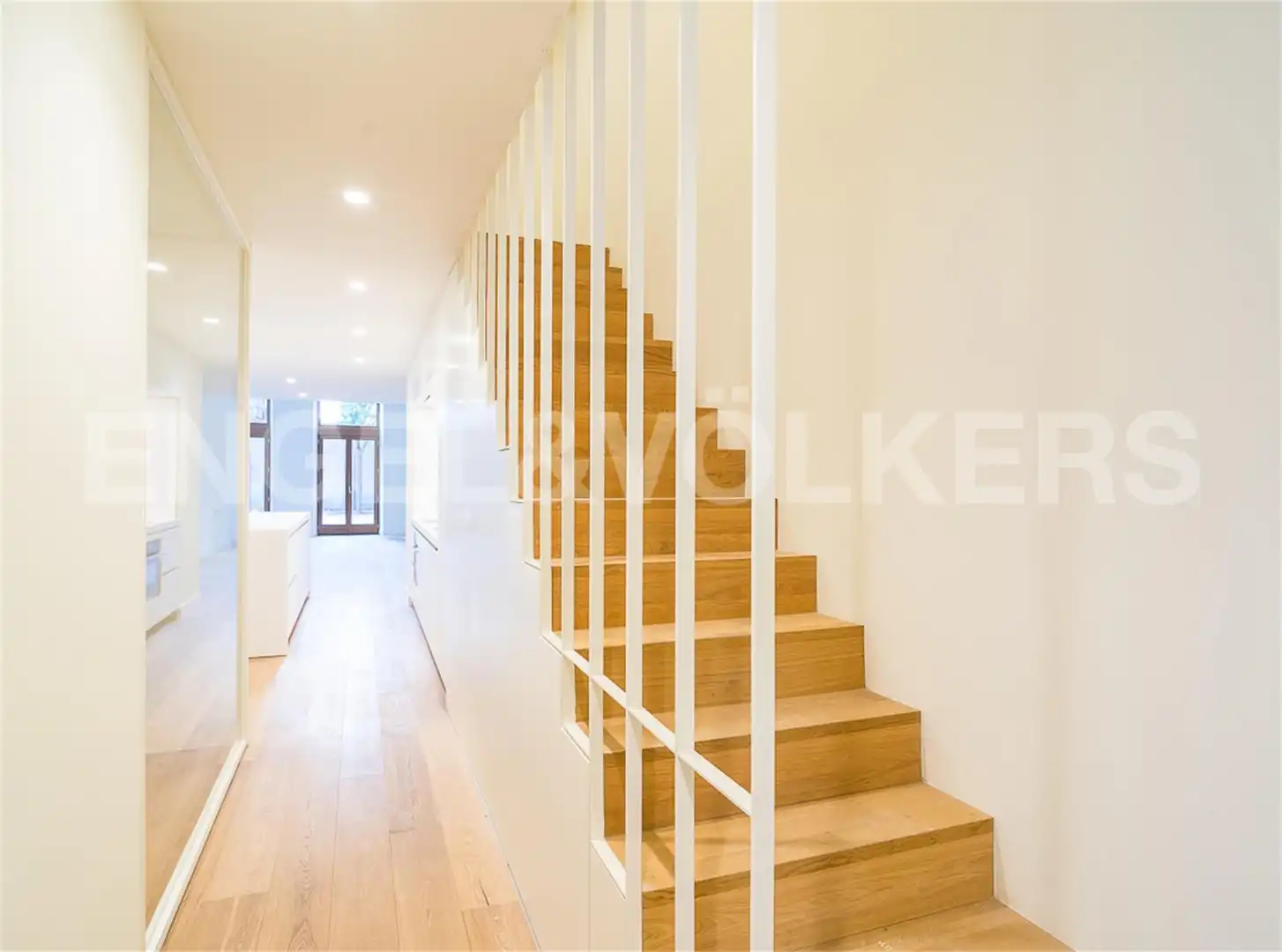 Planta baja en venta en Dreta de l'Eixample
