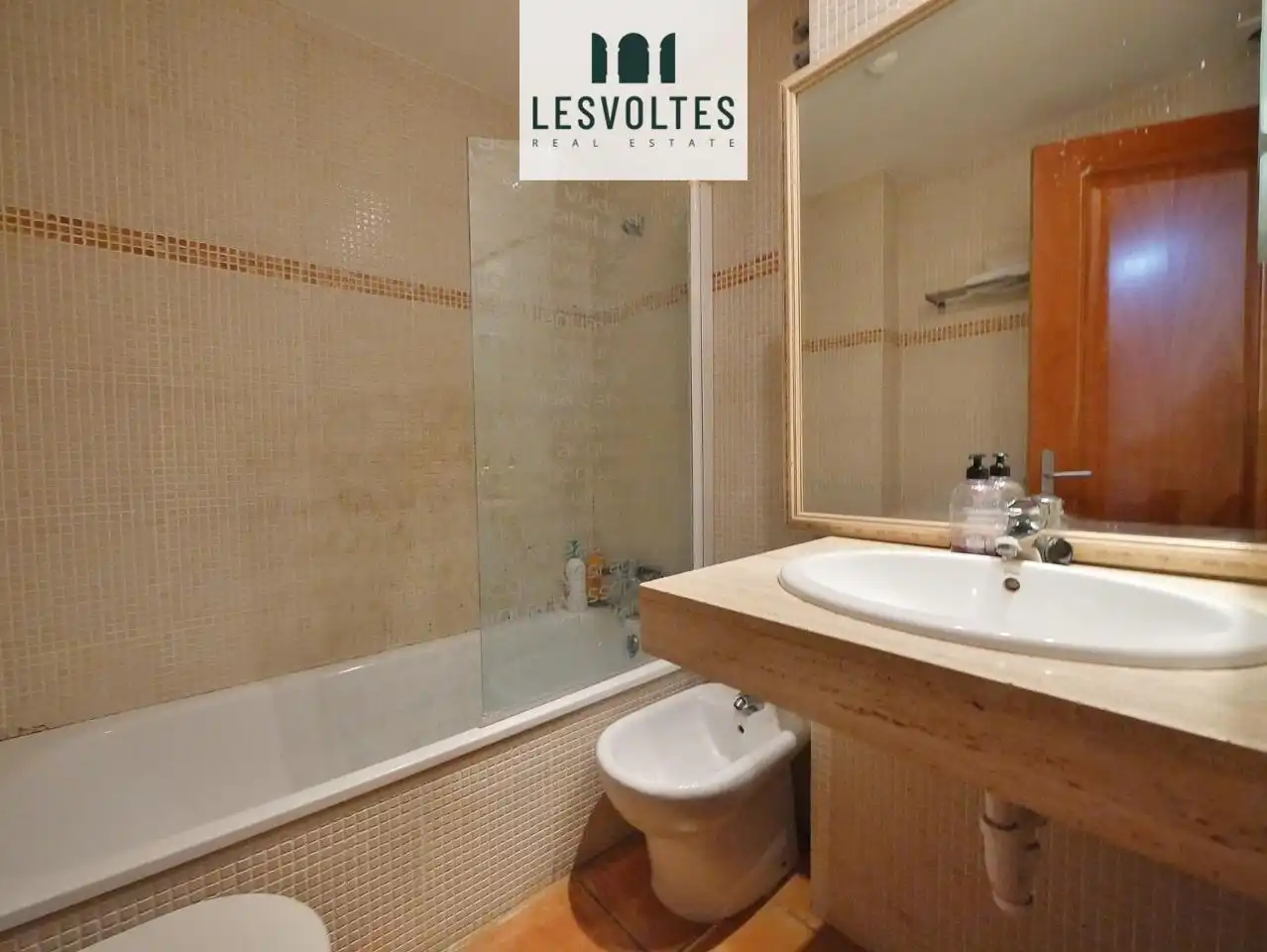 Bathroom of Apartments for sale in Palafrugell  with Air Conditioner and Heating
