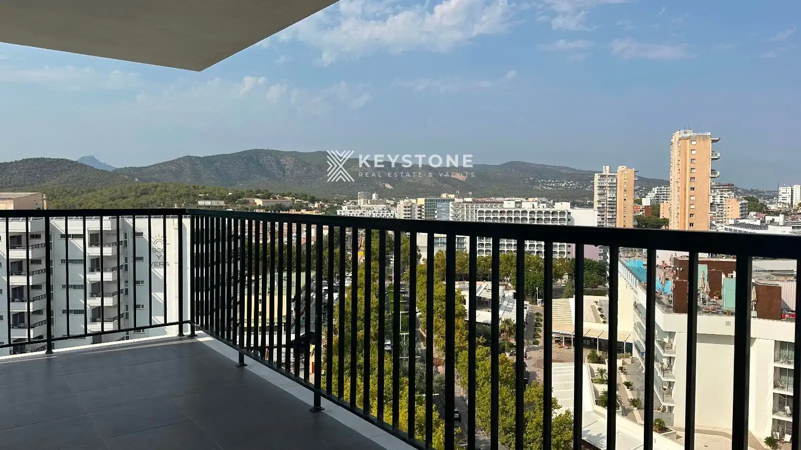 Flat for rent in Avinguda S'Olivera, Magaluf