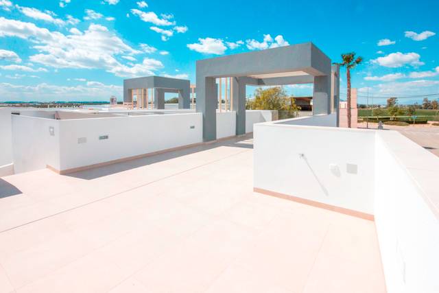 Casa-chalet en Venta en Daya Vieja