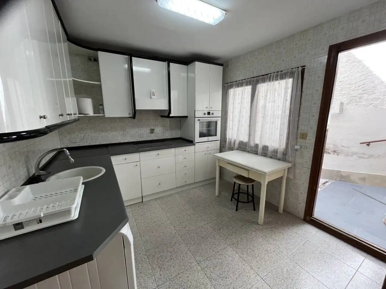 Cocina de Casa o chalet de alquiler en Alcañiz con Aire acondicionado y Amueblado