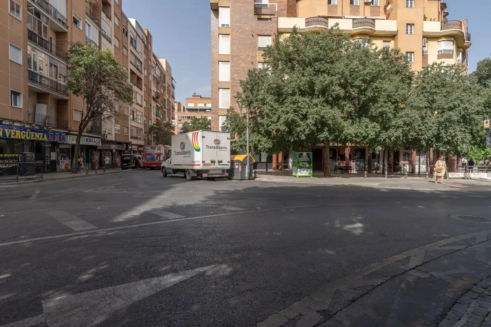 Exterior view of Flat for share in Granada  with Heating and Furnished