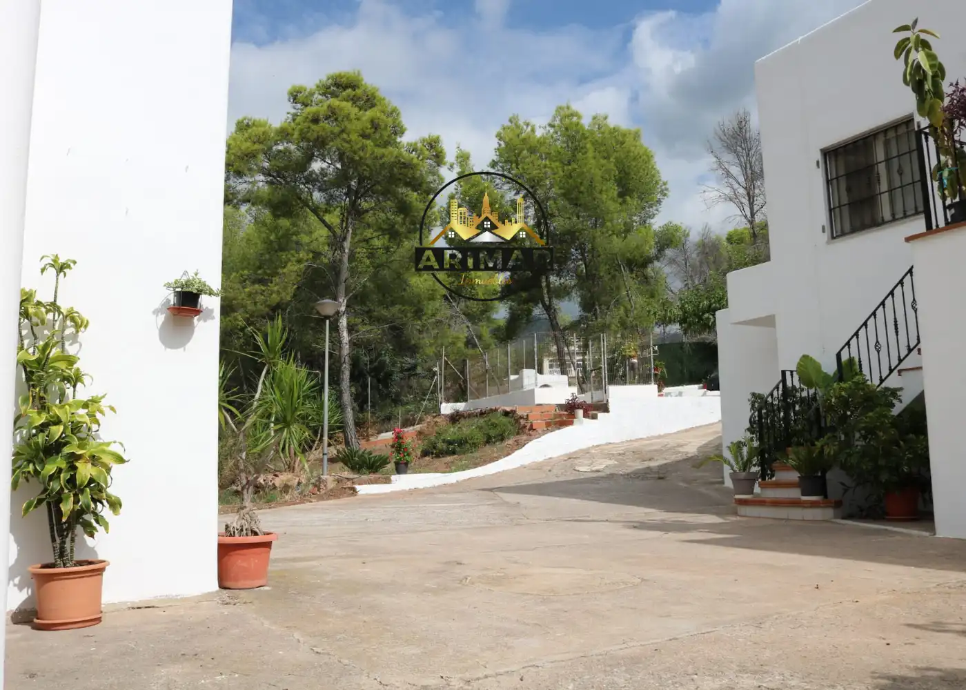 Vista exterior de Casa o xalet en venda en Benicasim / Benicàssim amb Calefacció, Jardí privat i Terrassa