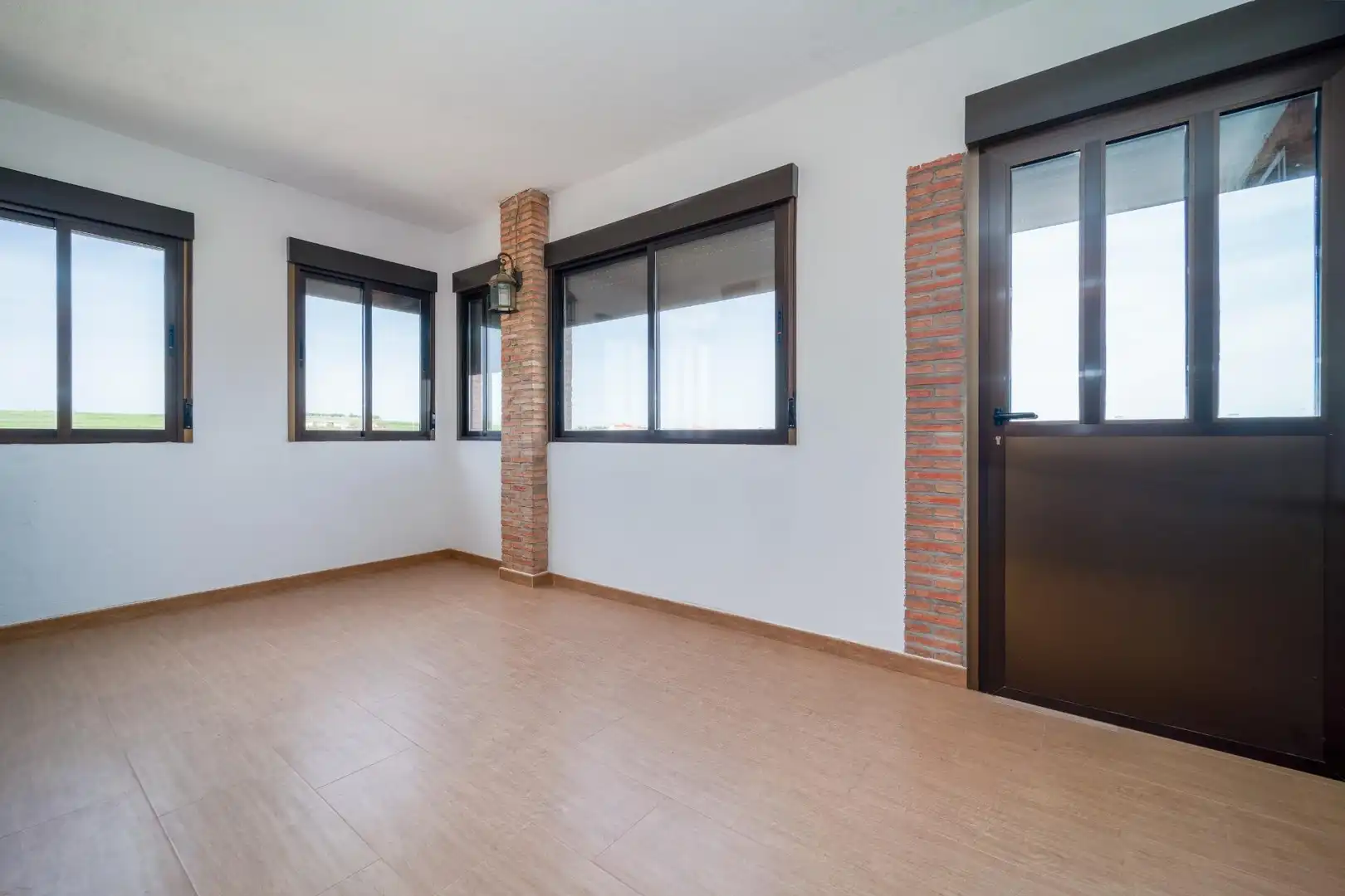 Sala de estar de Casa o chalet en venta en San Martín de Pusa con Aire acondicionado, Calefacción y Jardín privado