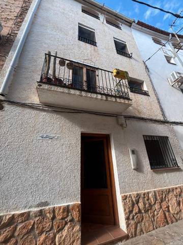 Casa-chalet en Venta en Rasquera