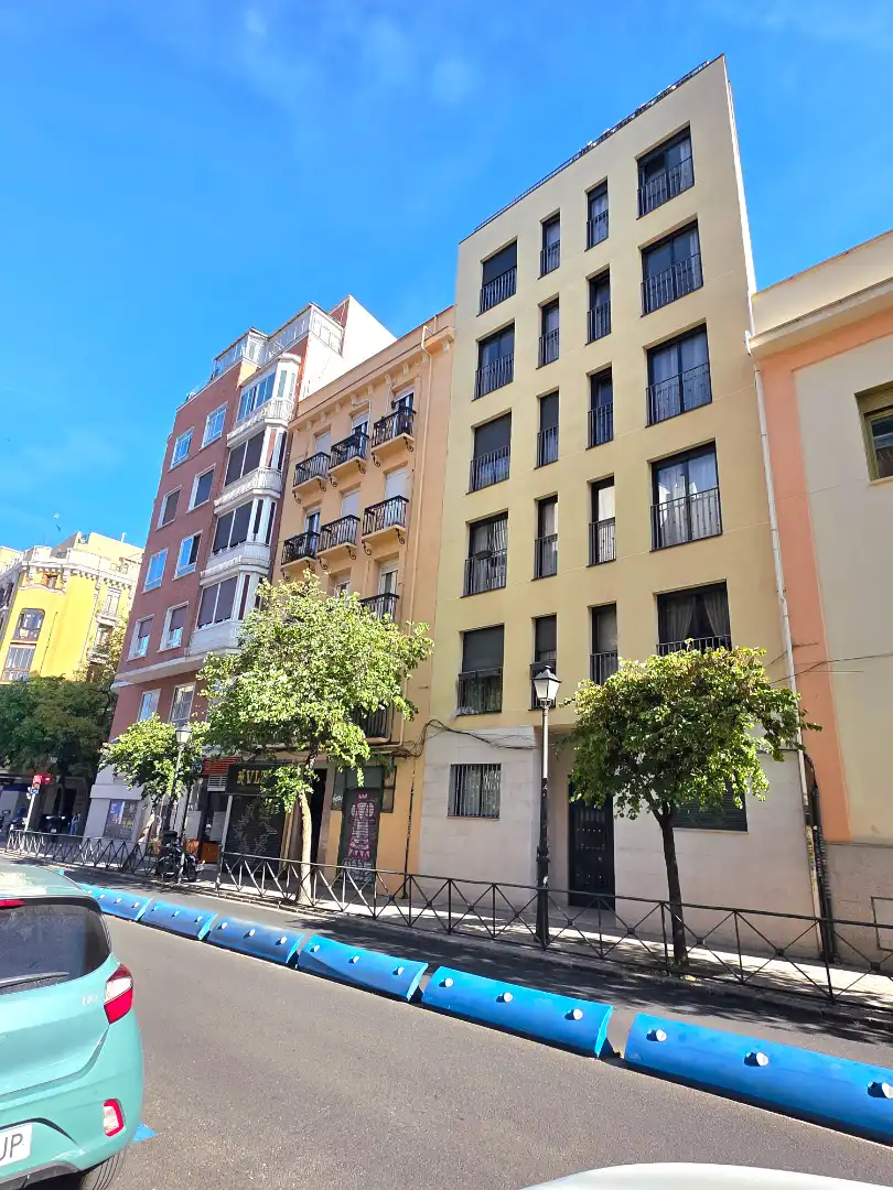 Vista exterior de Piso en venta en Madrid con Aire acondicionado, Calefacción y Parquet