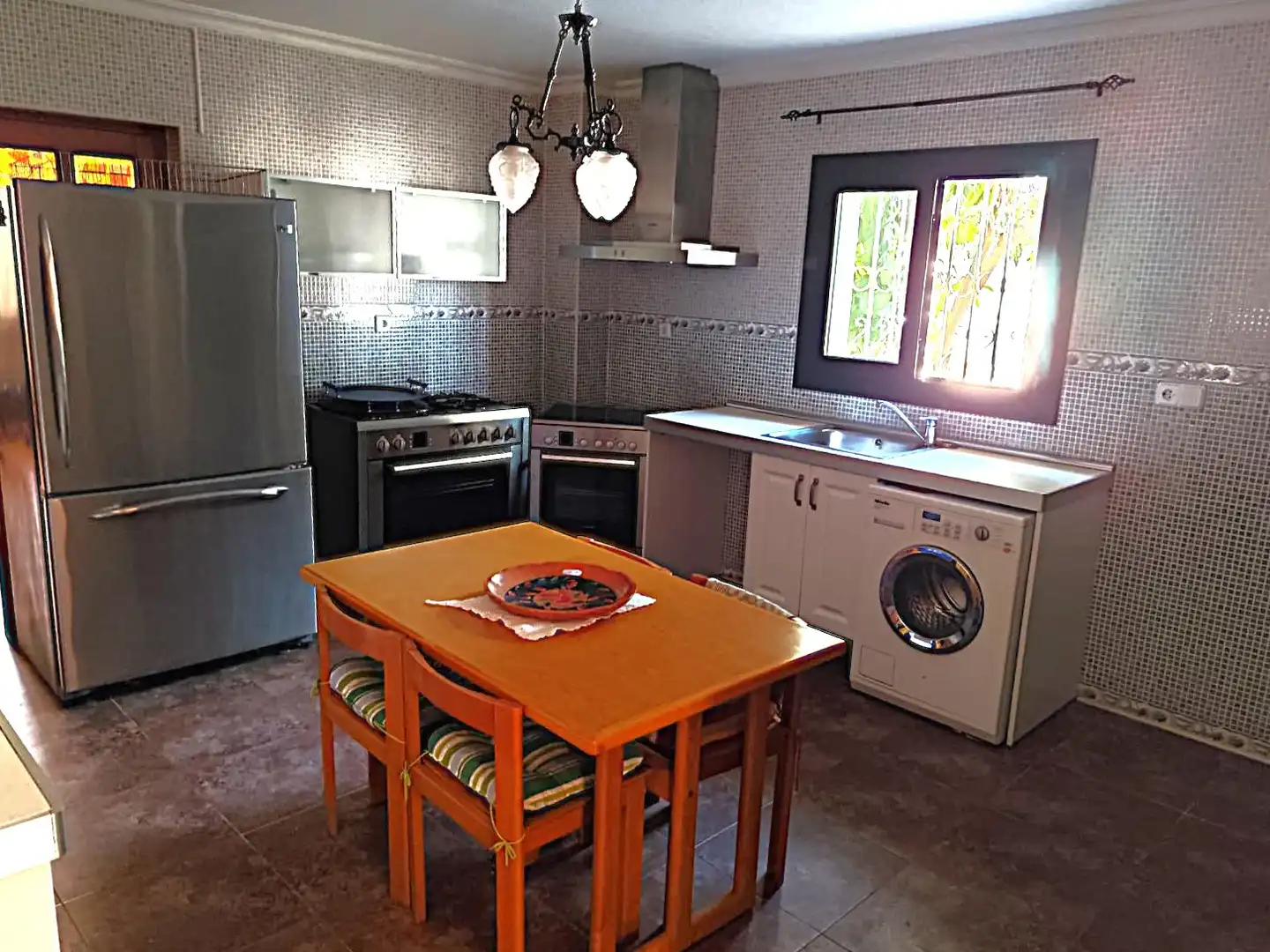Cocina de Casa o chalet en venta en Aranjuez con Aire acondicionado, Calefacción y Terraza