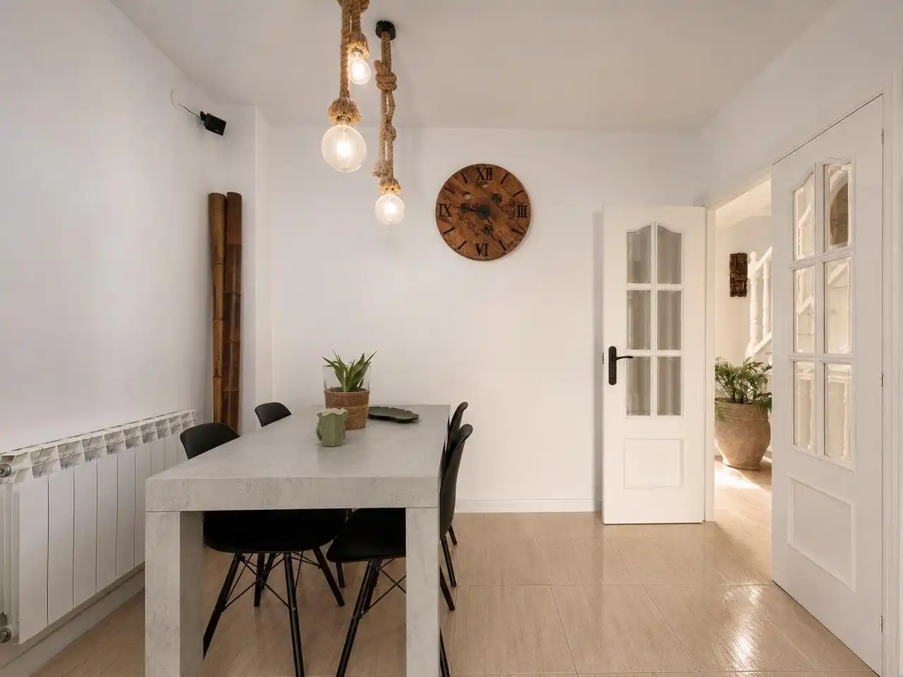 Esszimmer von Haus oder Chalet zum Verkauf in Castellbisbal mit Klimaanlage, Heizung und Privatgarten