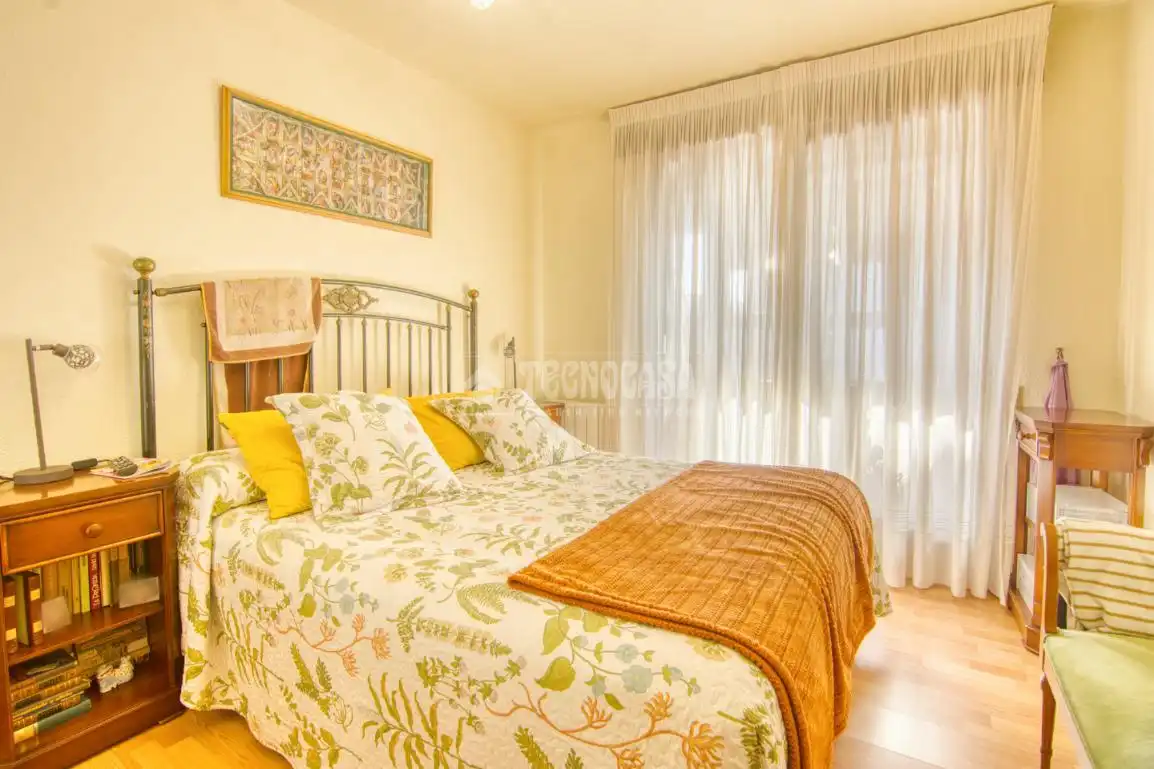 Schlafzimmer von Wohnung zum Verkauf in Santander mit Abstellraum